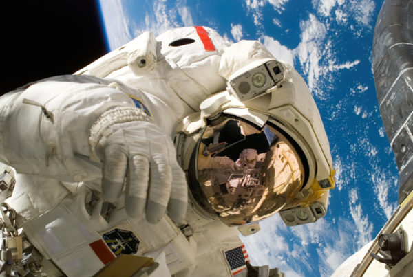 astronaut in space stem. curriculum