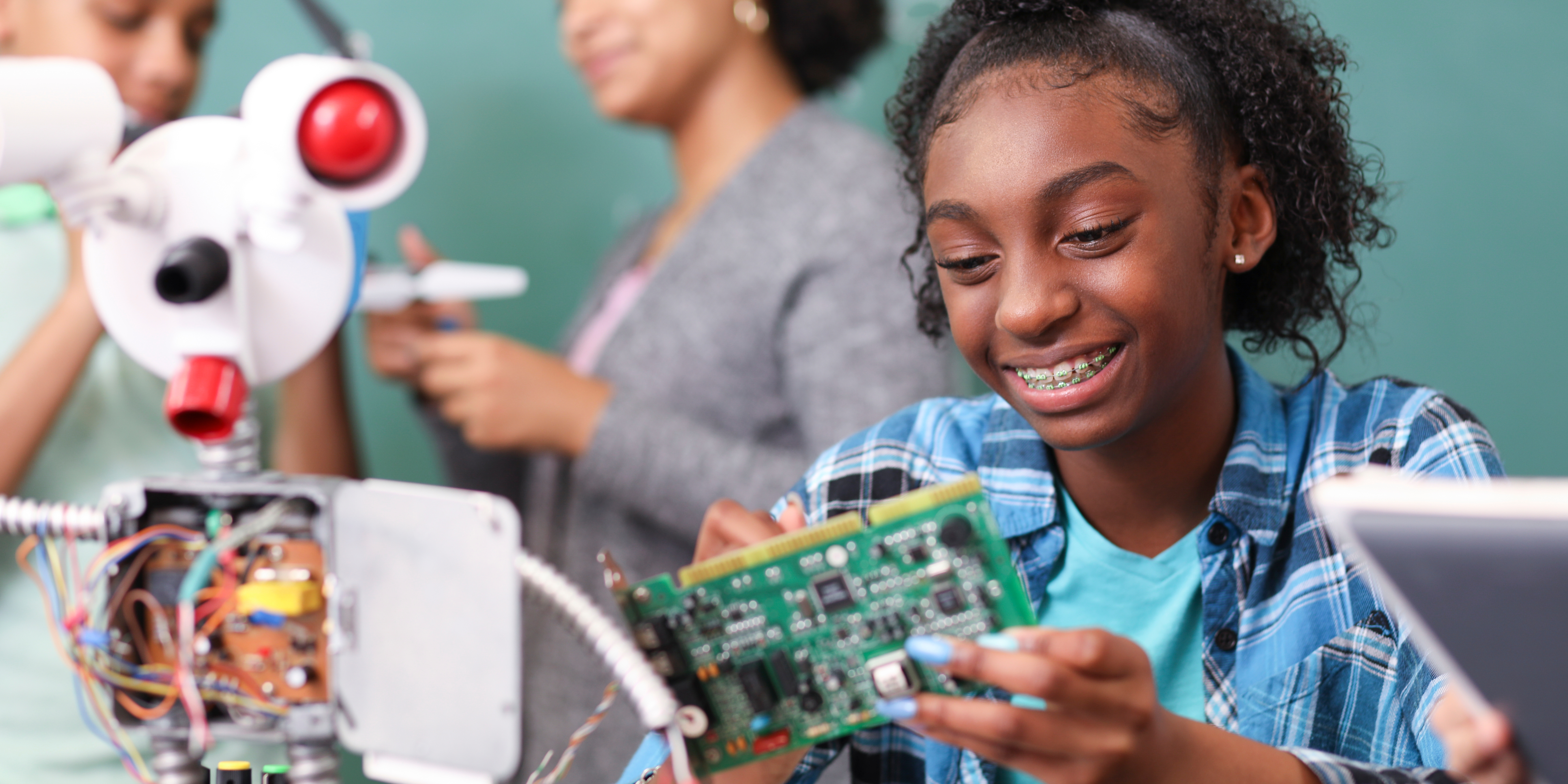Beyond the Basics: Why Schools Must Prioritize STEM Education to Prepare Students for Future Careers